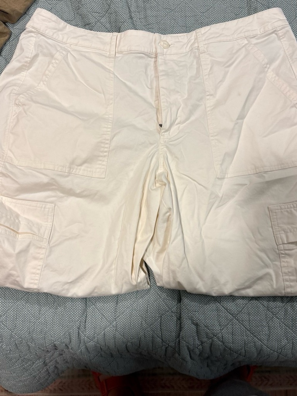 100% cotton utility barrel pants